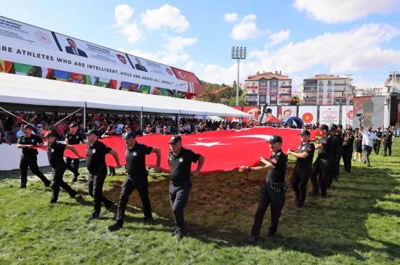 Dünya er meydanı Keçiören`de kuruldu, dünya Keçiören`i konuştu