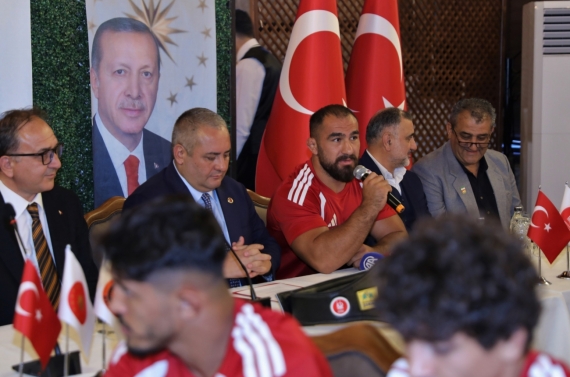 Dünya geleneksel güreş camiası Keçiören’deki lansmanda buluştu