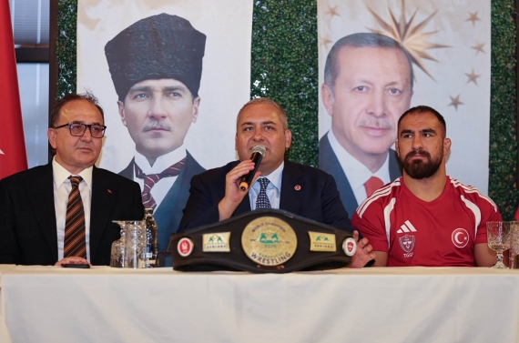 Dünya geleneksel güreş camiası Keçiören’deki lansmanda buluştu