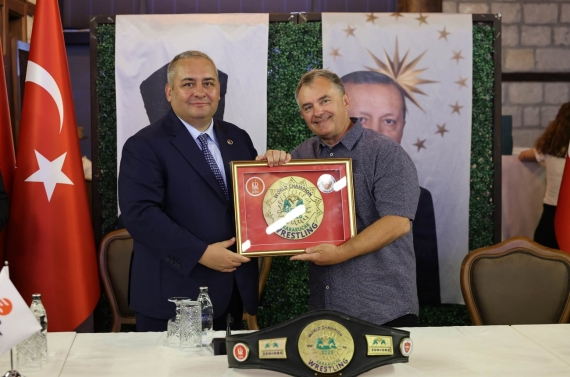 Dünya geleneksel güreş camiası Keçiören’deki lansmanda buluştu