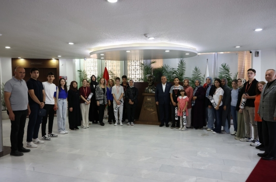 Gençler hayallerine Keçiören Belediyesi ile ulaştı
