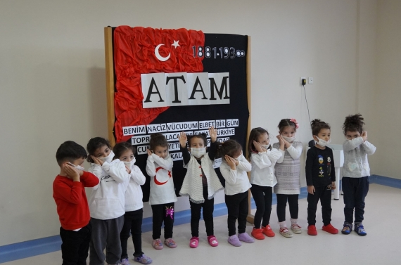 Gül Kreş Adası’nın minikleri Atatürk’ü unutmadı