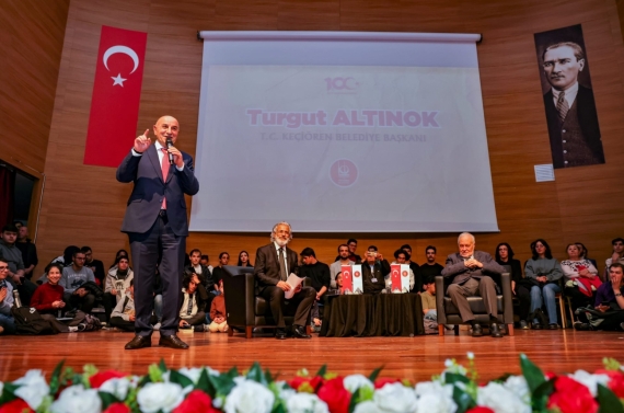İlber Ortaylı: Atatürk Öngörülü Bir Dehaydı