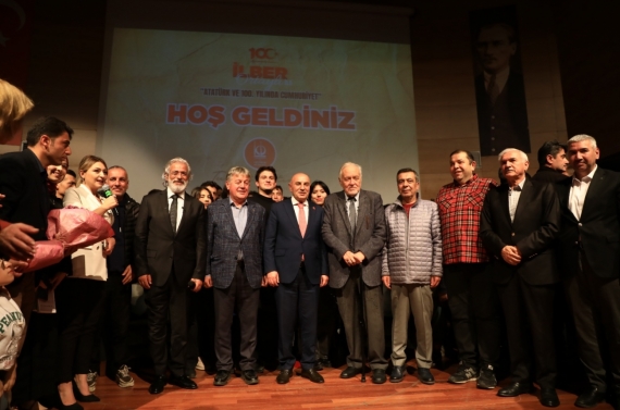 İlber Ortaylı’nın Keçiören’deki söyleşisi yoğun ilgi gördü