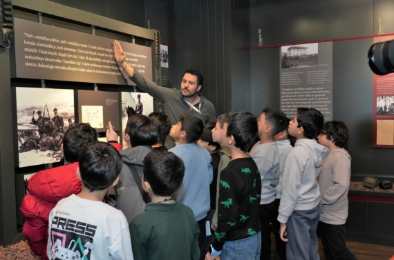 İlkokul öğrencilerinden Atatürk Ankara Milli Mücadele Müzesi’ne ziyaret