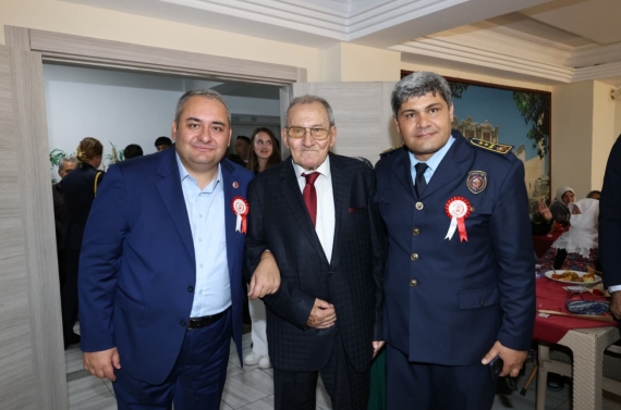 İtfaiyeciler Haftası’nda huzurevi sakinlerine anlamlı ziyaret
