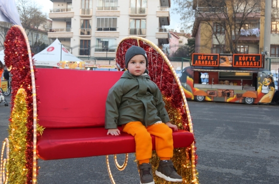 Kadın Emeği Pazarı’na yoğun ilgi