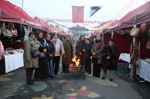 Kadın Emeği Pazarı’na yoğun ilgi