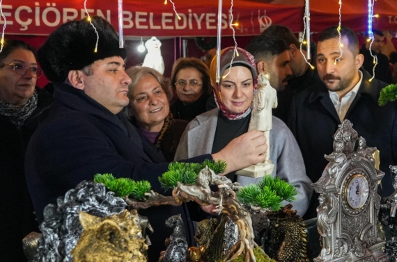 Kadın Emeği Yeni Yıl Pazarı Keçiören’de ziyarete açıldı