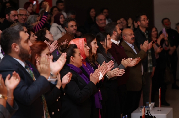 Kadına Yönelik Şiddete Karşı Uluslararası Mücadele Günü`nde anlamlı etkinlik