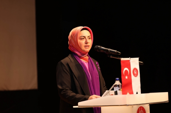 Kadına Yönelik Şiddete Karşı Uluslararası Mücadele Günü`nde anlamlı etkinlik