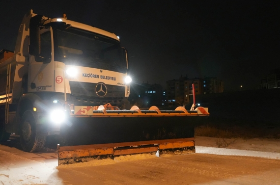 Karla mücadele çalışmalarını Başkan Özarslan koordine etti