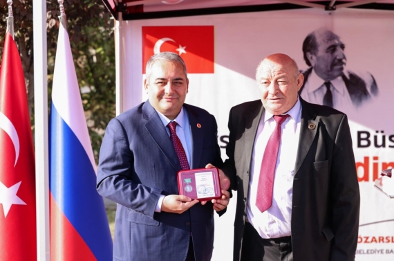 Kaysın Kuliyev’in yeni büstü törenle açıldı