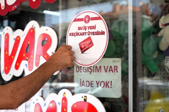 Keçiören Belediyesi’nden öğrencilere kantin ve kırtasiye desteği