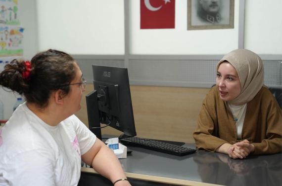 Keçiören Belediyesi, “Aile Çocuk Sistemi” ile özel gereksinimli çocukların yanında
