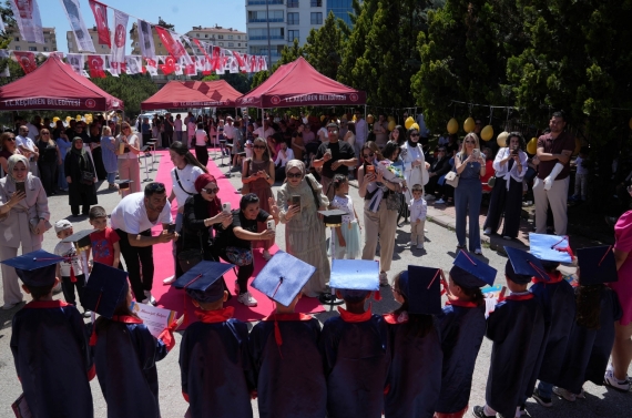 Keçiören Belediyesi Çocuk Gelişim Merkezlerinde mezuniyet coşkusu