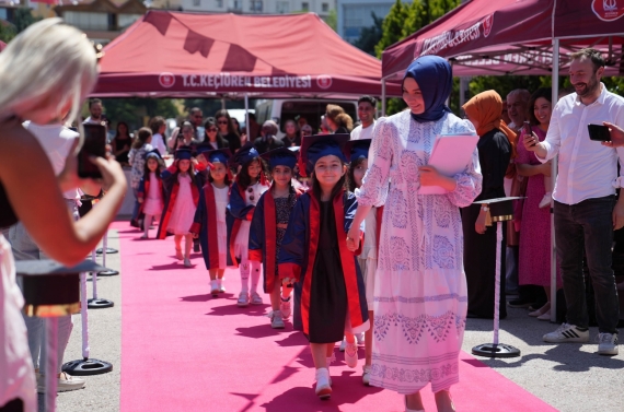 Keçiören Belediyesi Çocuk Gelişim Merkezlerinde mezuniyet coşkusu