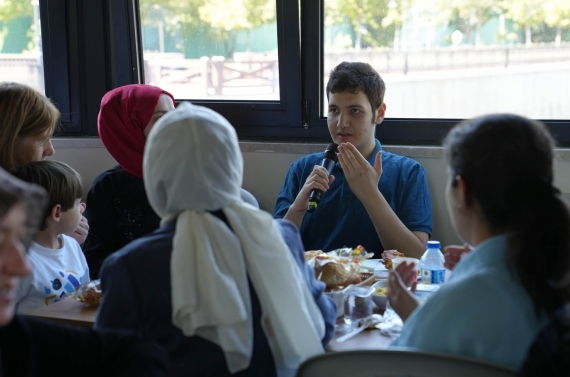 Keçiören Belediyesi Engelsiz Sohbet Evi’nde dayanışma buluşması
