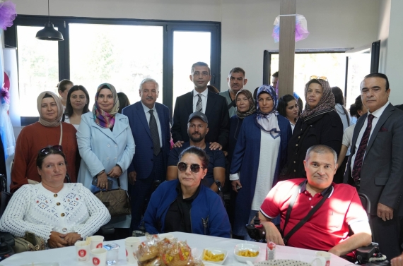 Keçiören Belediyesi Engelsiz Sohbet Evi’nde dayanışma buluşması