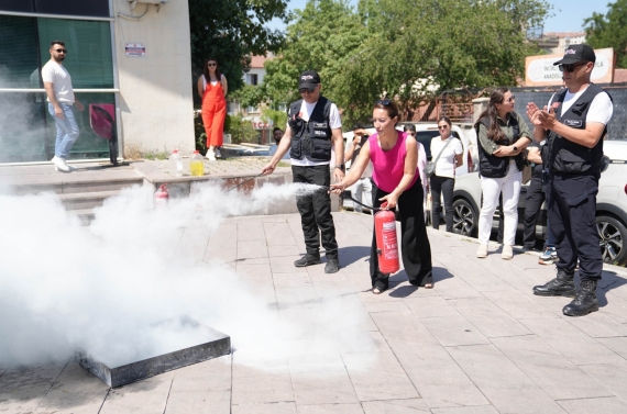 Keçiören Belediyesi personeline `Afet Farkındalık Ve Yangınla Mücadele Eğitimi`