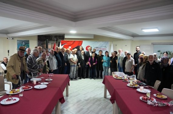Keçiören Belediyesi’nden bayramda vefa ve dayanışma örneği