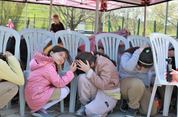 Keçiören Belediyesi’nden çocuklara hayat kurtaran afet eğitimi