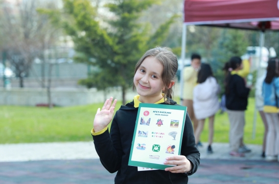 Keçiören Belediyesi’nden çocuklara hayat kurtaran afet eğitimi