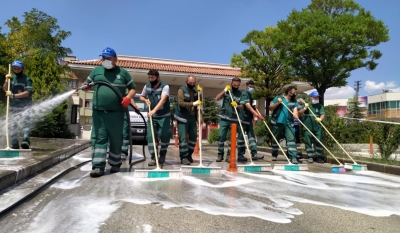 Keçiören Belediyesinden hastanelere temizlik ve bekleme çadırı desteği