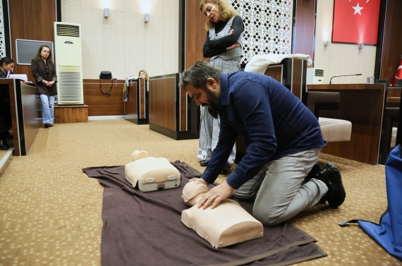 Keçiören Belediyesi’nden hayat kurtaran eğitim