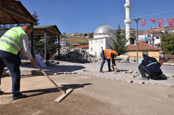 Keçiören Belediyesi’nden ilçe genelinde bakım ve yenileme seferberliği