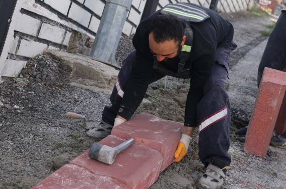 Keçiören Belediyesi’nden ilçe genelinde bakım ve yenileme seferberliği