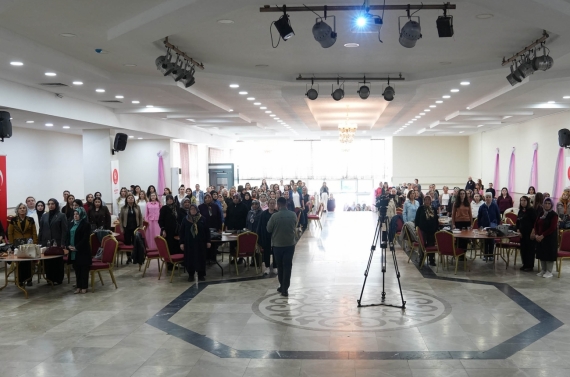 Keçiören Belediyesi’nden kadın sağlığına yönelik farkındalık semineri