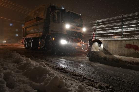 Keçiören Belediyesi’nden karla mücadele seferberliği