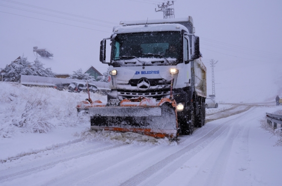Keçiören Belediyesi’nden karla mücadele seferberliği