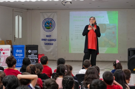 Keçiören Belediyesi’nden öğrencilere sıfır atık eğitimi