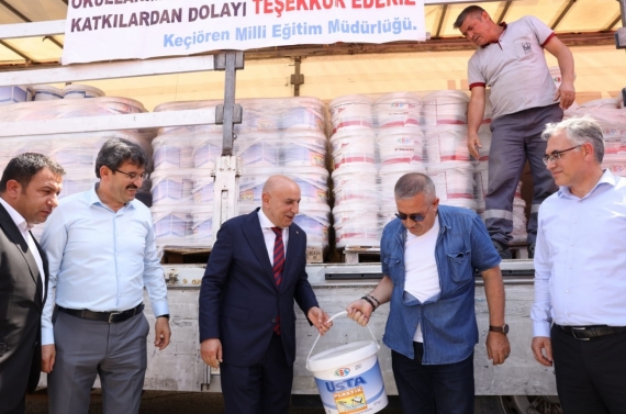 Keçiören Belediyesinden okullara boya desteği
