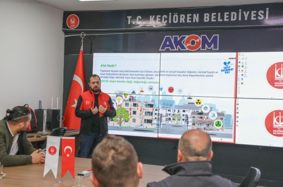 Keçiören Belediyesi’nden personele yangın söndürme eğitimi