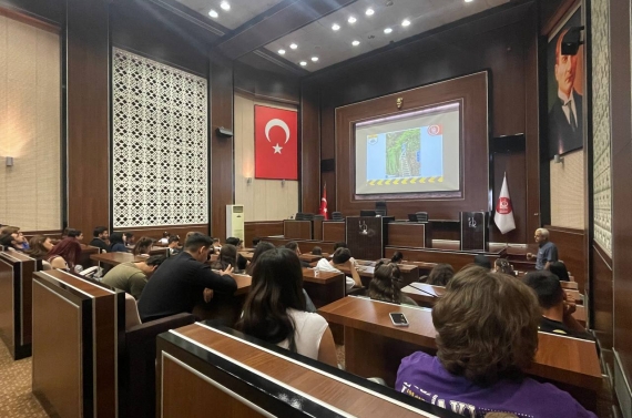 Keçiören Belediyesi’nden stajyer öğrencilere iş güvenliği eğitimi