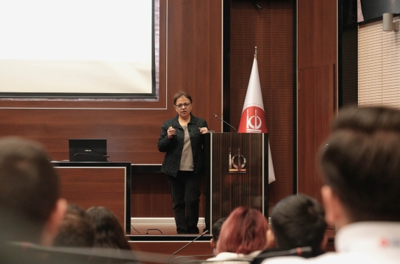 Keçiören Belediyesi’nden stajyer öğrencilere sağlık eğitimi