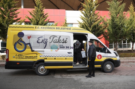 Keçiören Belediyesi’nden ücretsiz ‘Engelsiz Taksi’ hizmeti