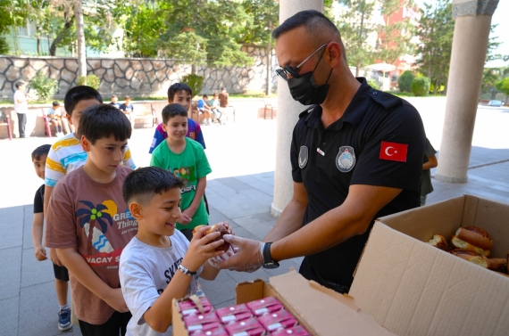 Keçiören Belediyesi’nden yaz Kur`an kurslarına ikram desteği