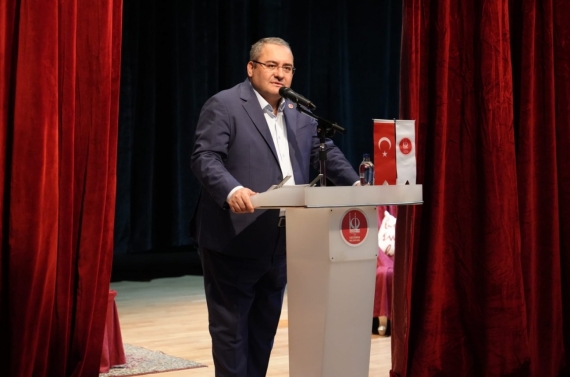 Keçiören`de Ali Kızıltuğ anısına özel tiyatro gösterimi