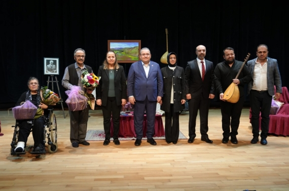 Keçiören`de Ali Kızıltuğ anısına özel tiyatro gösterimi