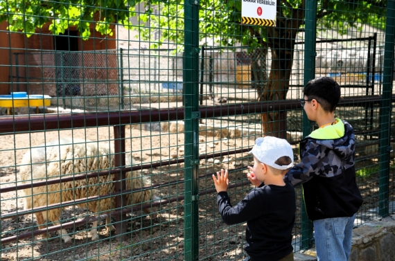 Keçiören`de bayram coşkusu dolu dolu yaşandı