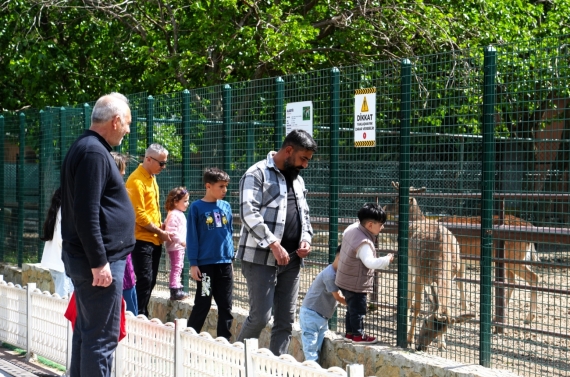 Keçiören`de bayram coşkusu dolu dolu yaşandı