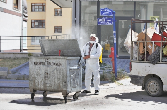 Keçiören`de kesintisiz temizlik mesaisi