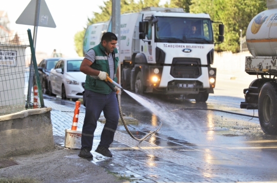 Keçiören`de kesintisiz temizlik mesaisi