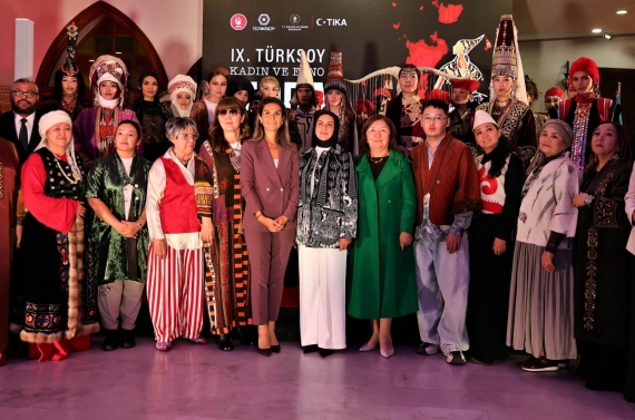 Keçiören IX. Türksoy Kadın ve Etno Moda buluşmasına ev sahipliği yaptı