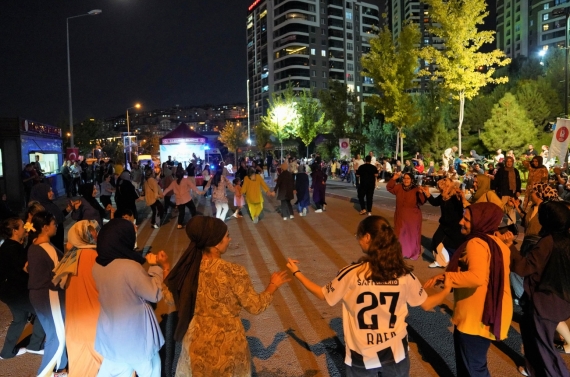 Keçiören parklarında kültür-sanat coşkusu devam ediyor