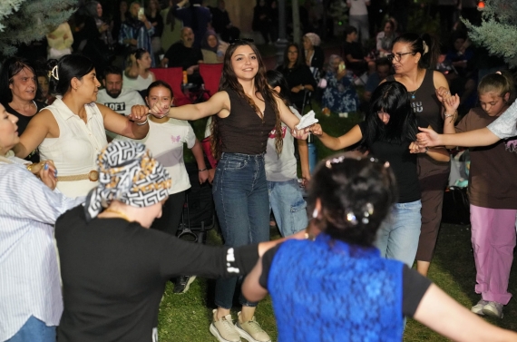 Keçiören parklarında kültür-sanat coşkusu devam ediyor